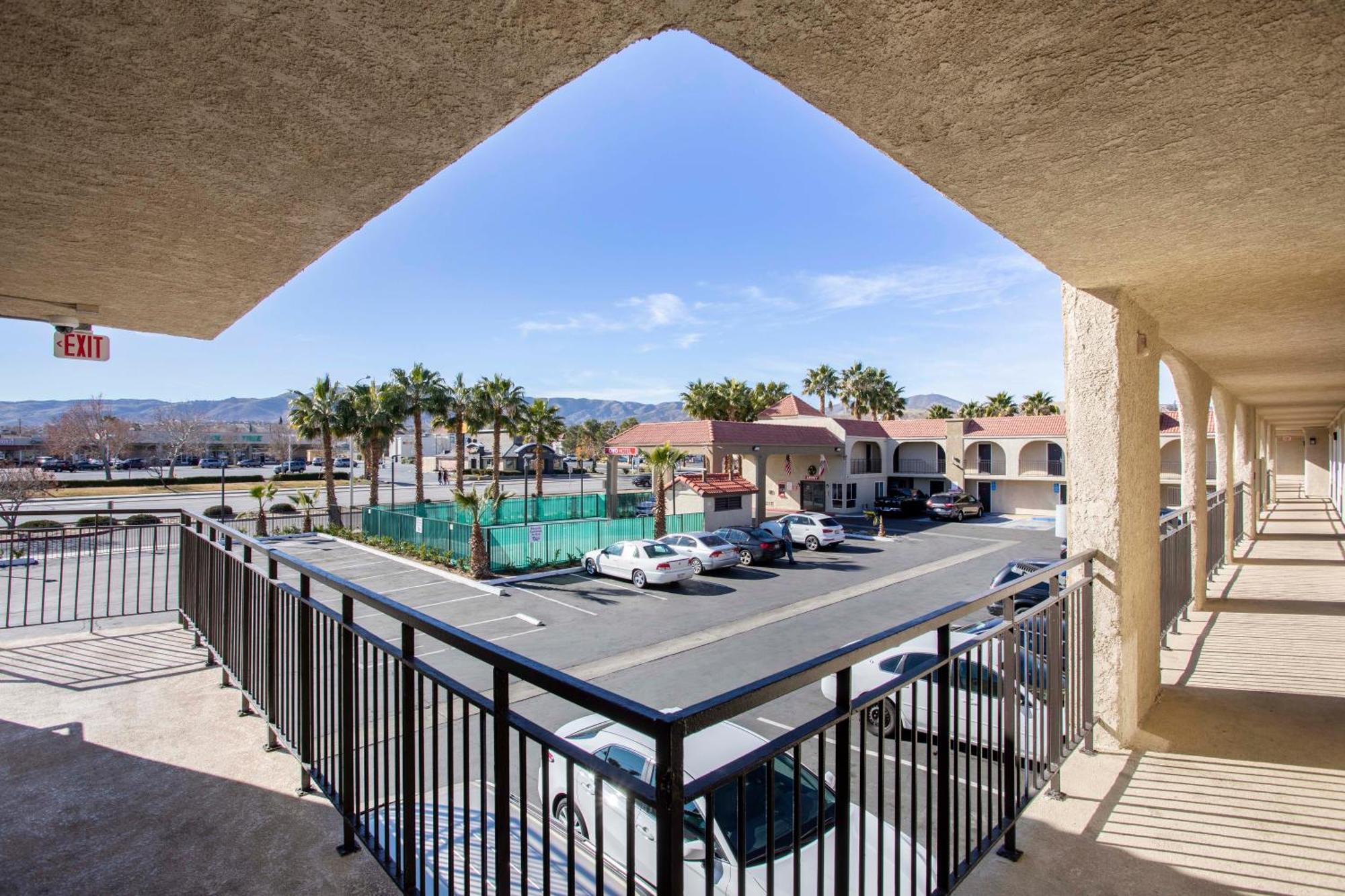Hotel Palmdale - Antelope Valley -Listing Partner Luaran gambar
